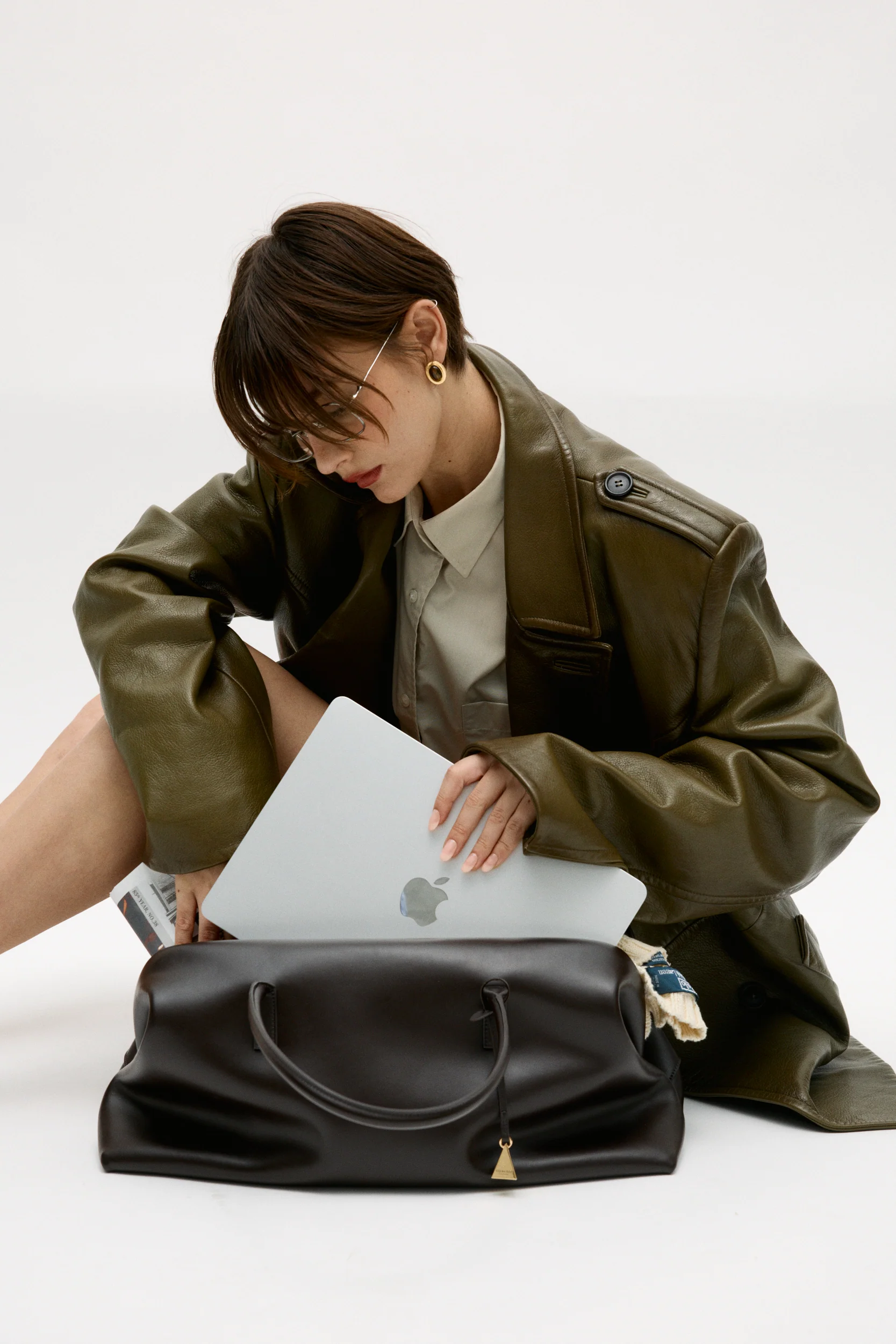 Aurora Oval Earrings - Image 7