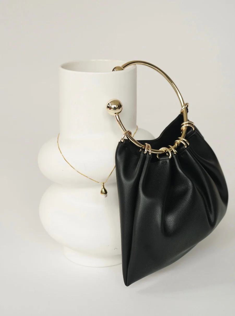 Black Ring Handle Bag - Image 9