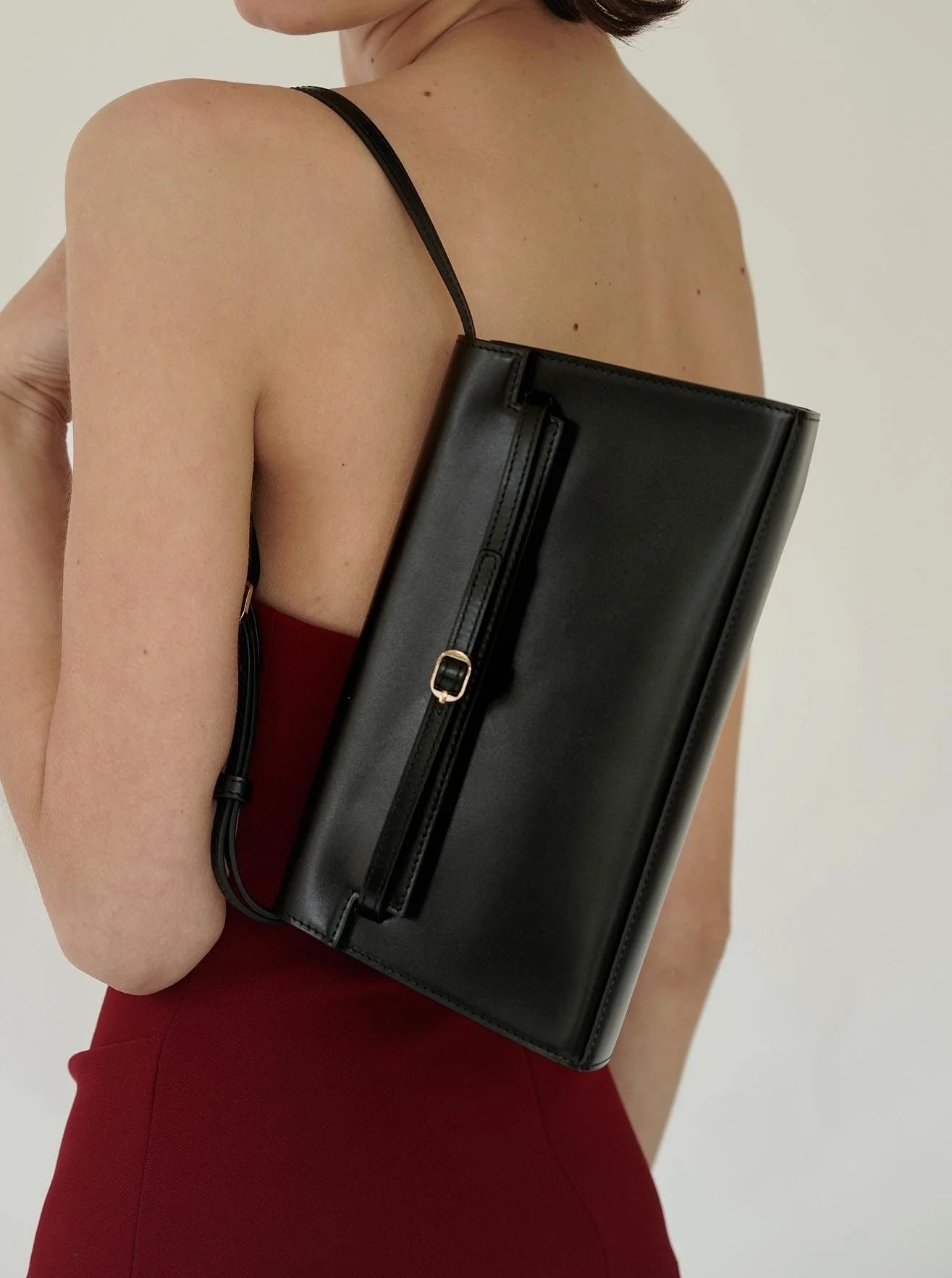Noir Allure Shoulder Bag - Image 11