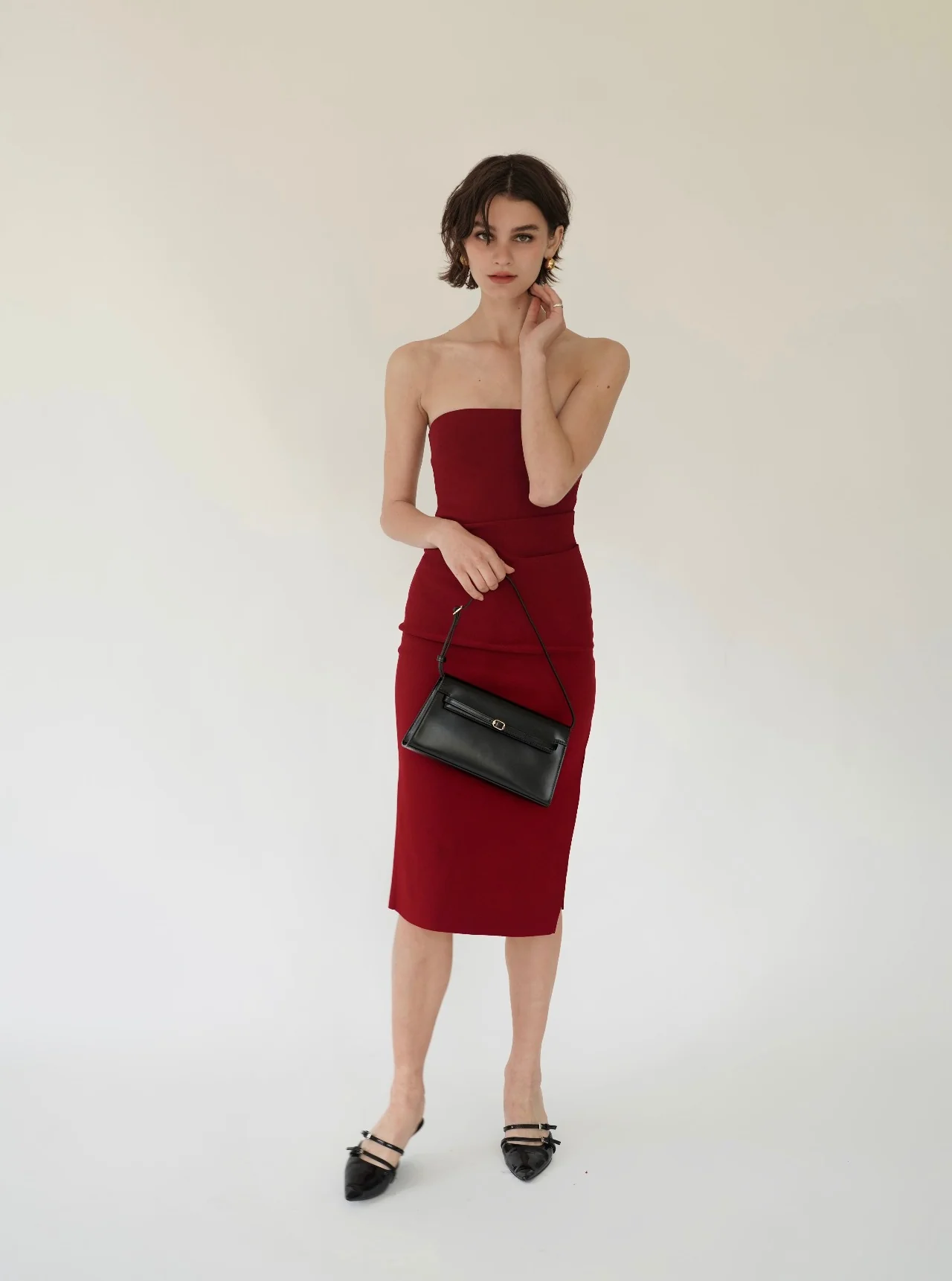 Noir Allure Shoulder Bag - Image 14