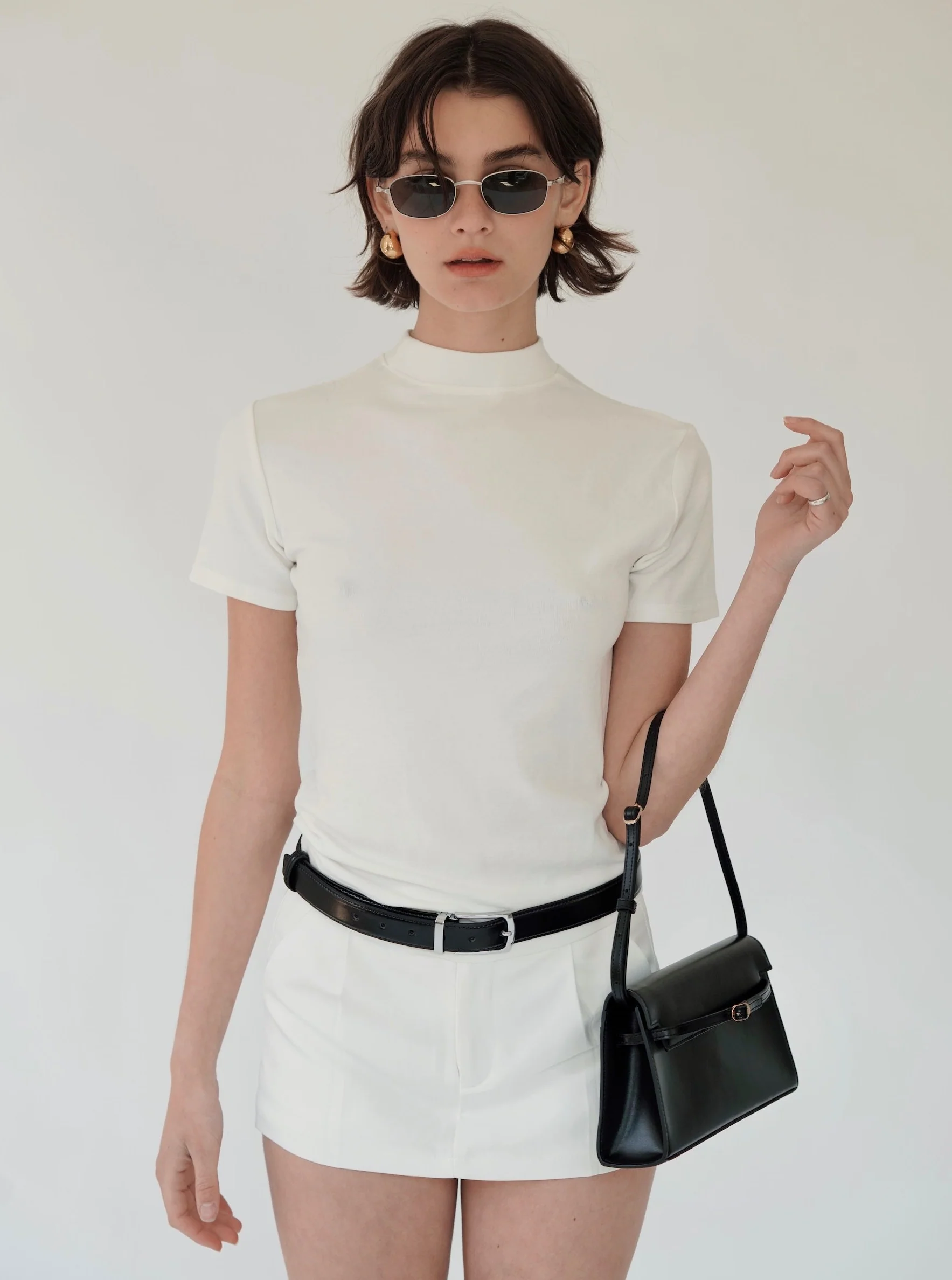 Noir Allure Shoulder Bag - Image 15