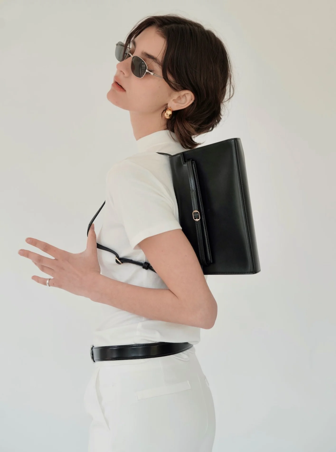 Noir Allure Shoulder Bag - Image 18