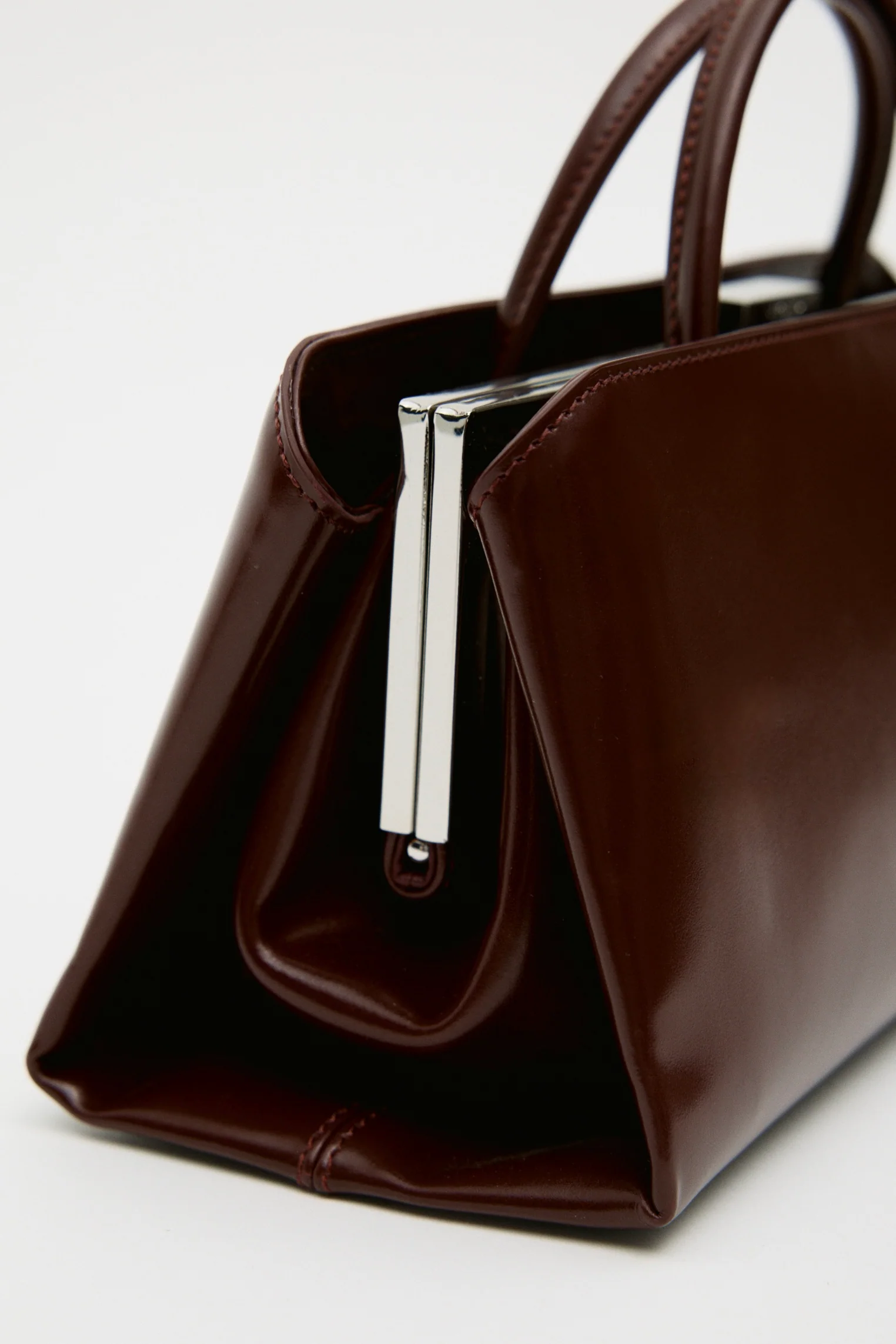 Burgundy Éclair Bag - Image 20