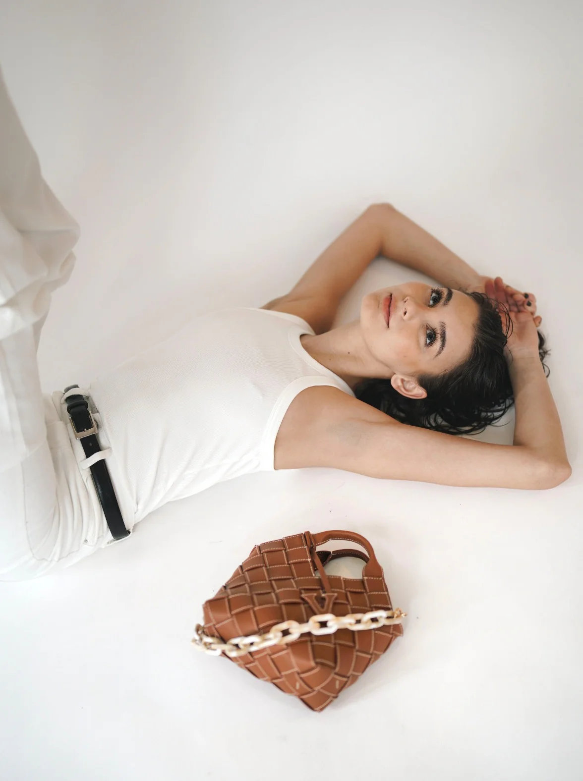 Caramel Woven Basket Bag - Image 18