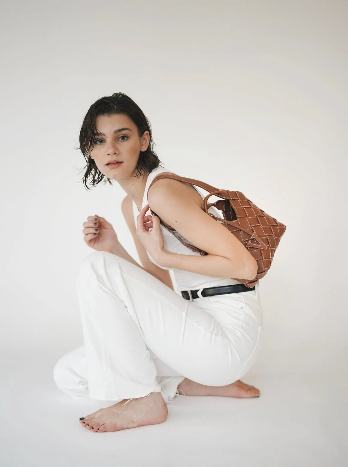 Caramel Woven Basket Bag - Image 5