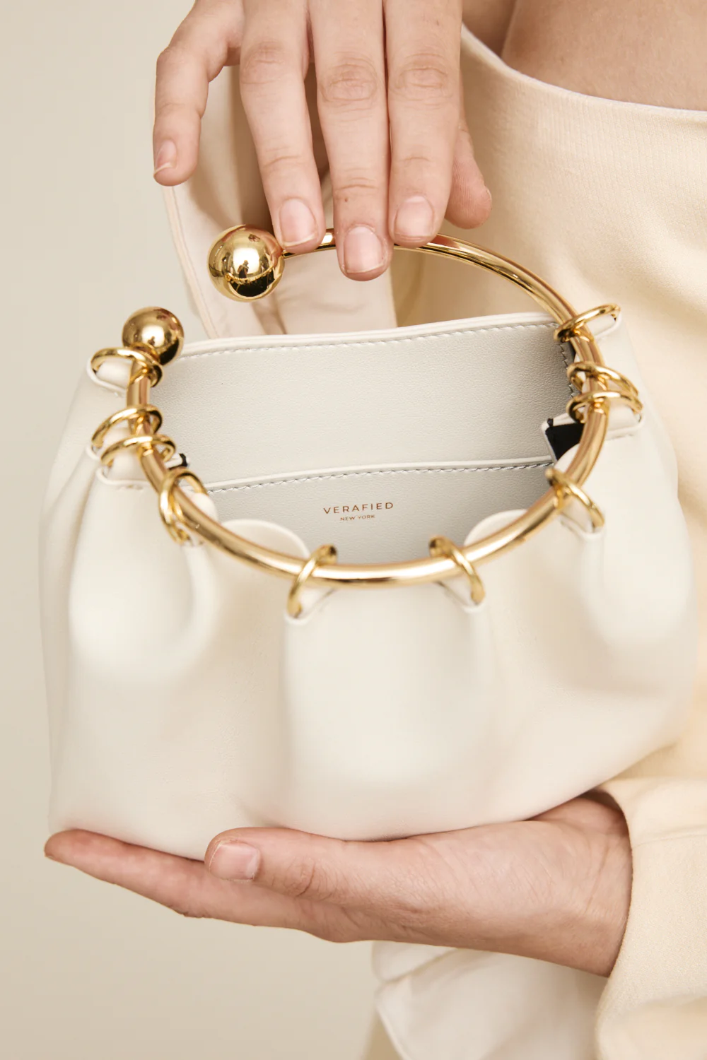 Cream Ring Handle Bag (Pre-Order Only. Will Ship Mid March) - Image 13