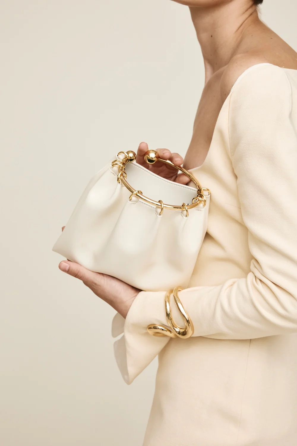 Cream Ring Handle Bag (Pre-Order Only. Will Ship Mid March) - Image 15
