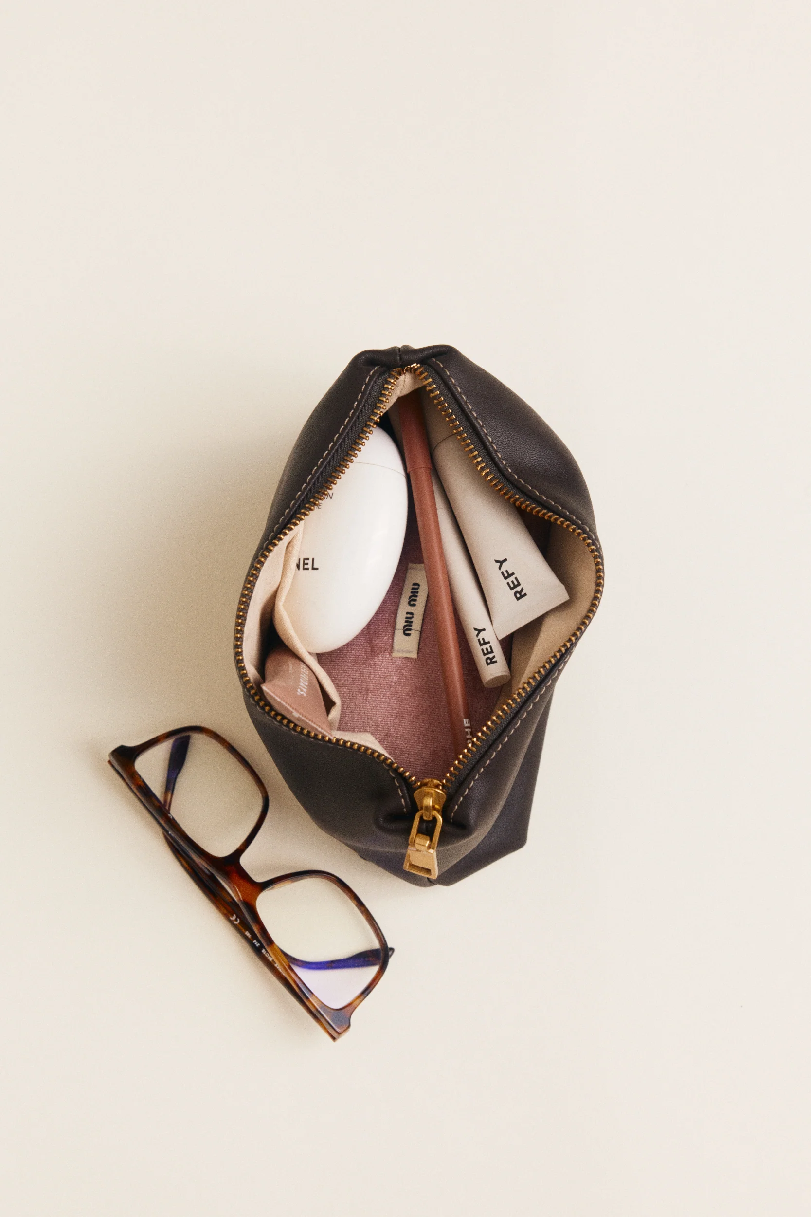 Espresso Leather Makeup Pouch - Image 4