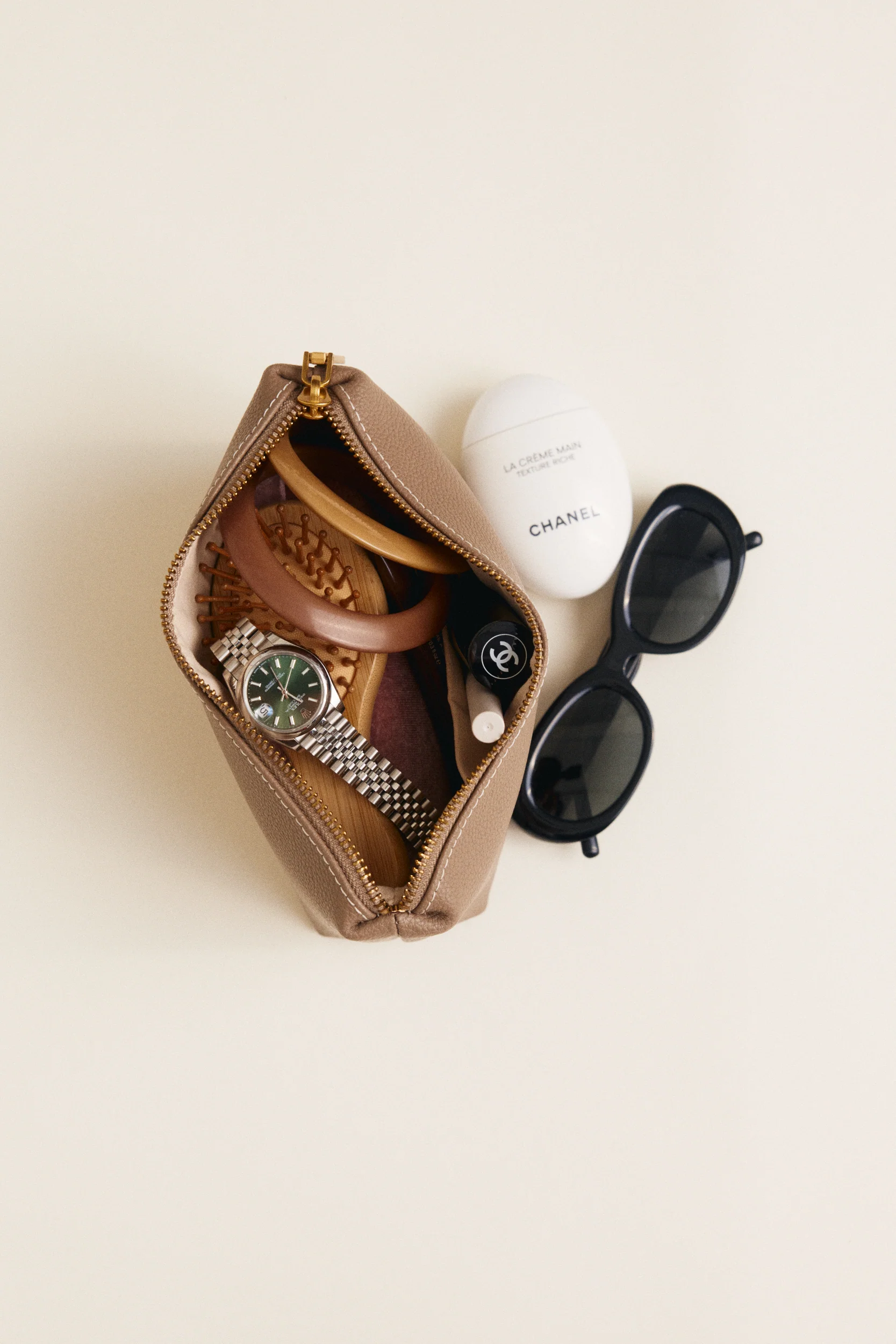 Etoupe Leather Makeup Pouch - Image 3