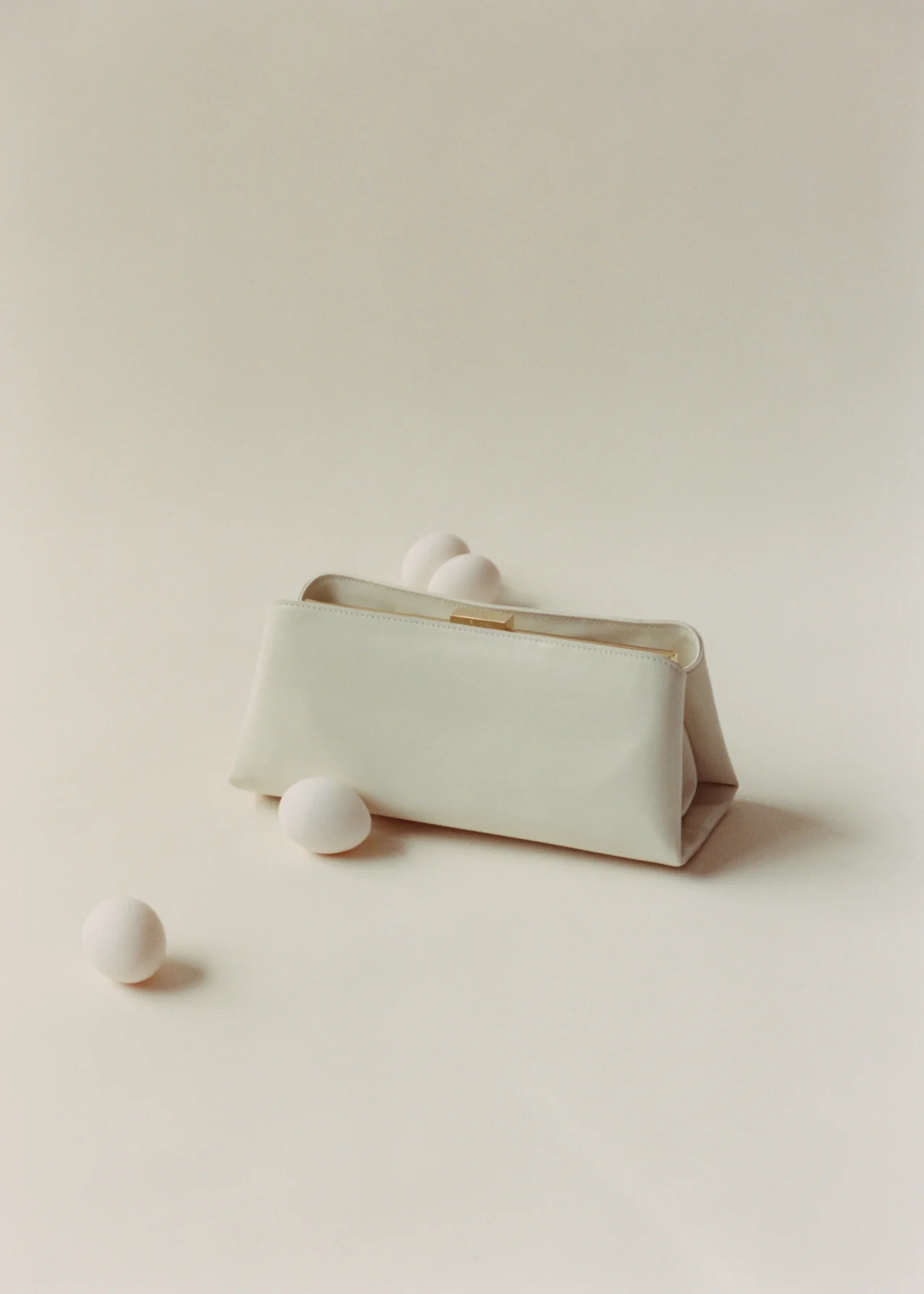 Gold Ivory Éclair Bag - Image 22