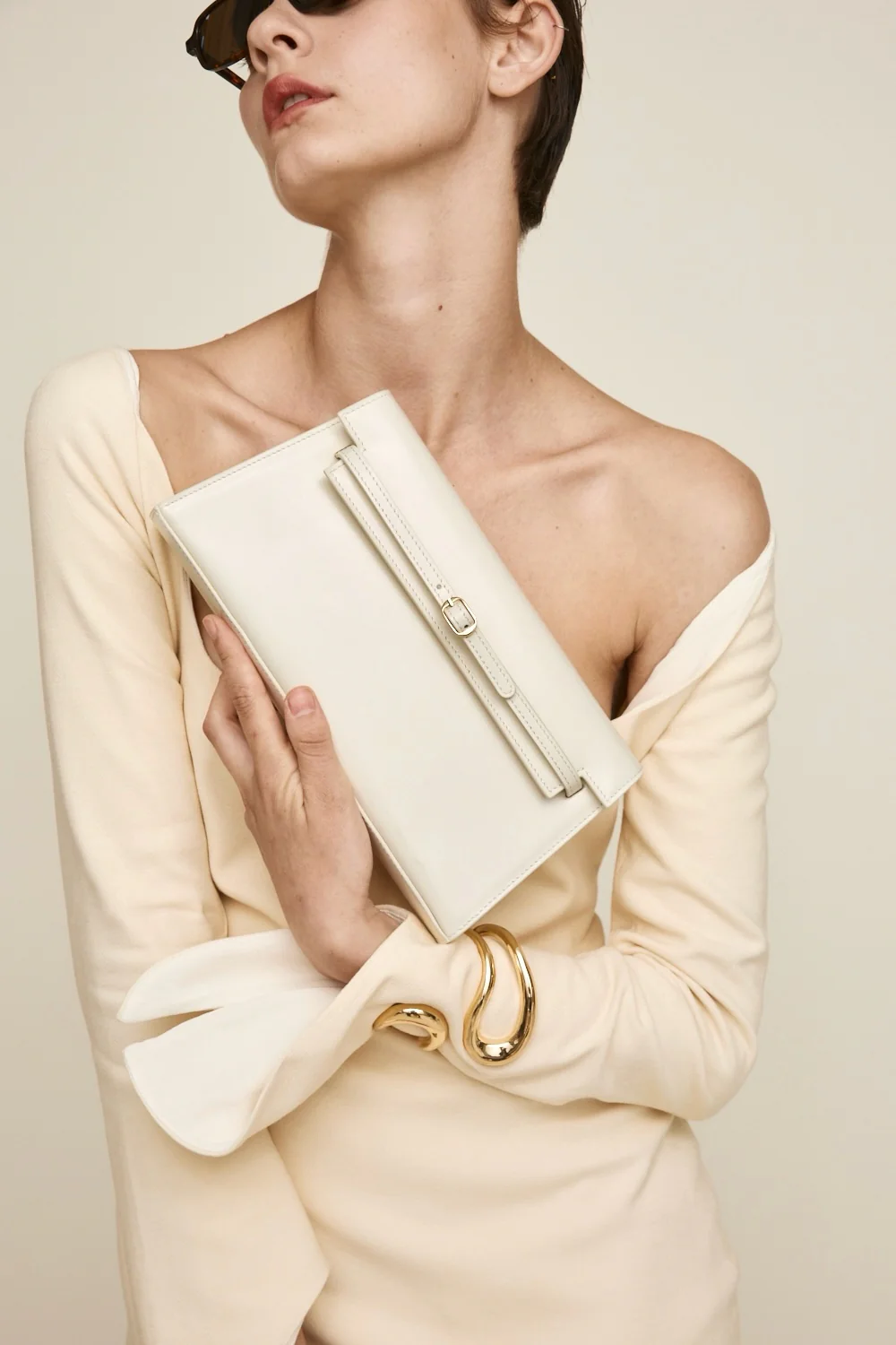 Ivory Poise Shoulder Bag - Image 20