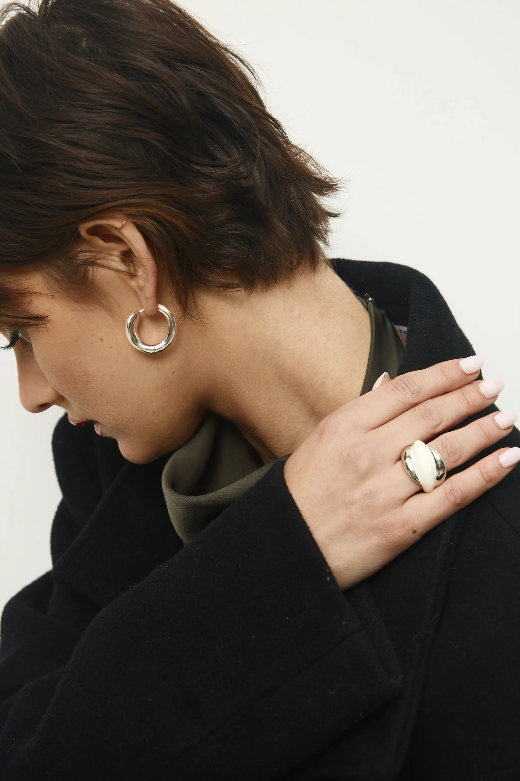 Ivory Twist Ring - Image 5