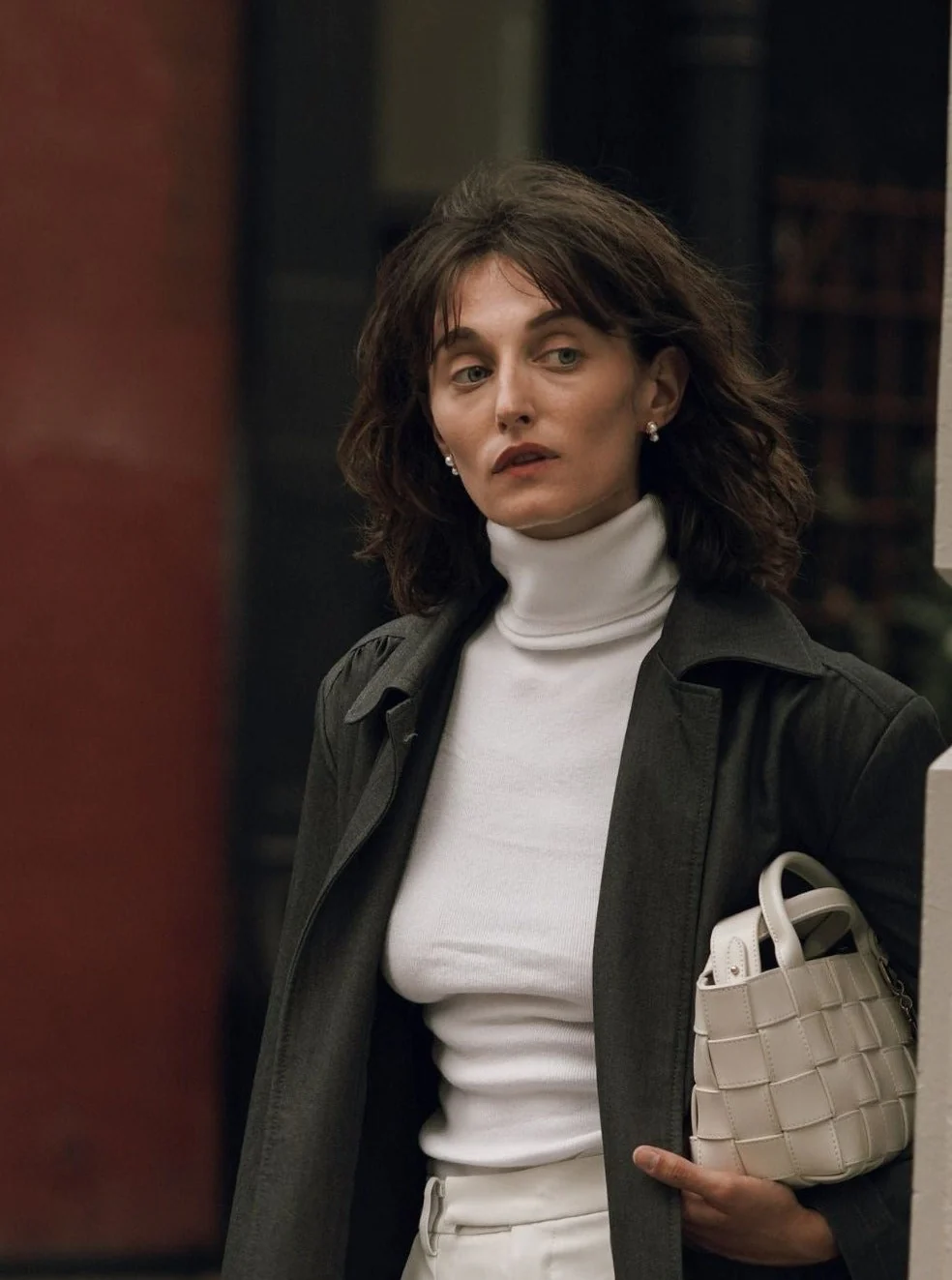 Lily Pearl Earrings - Image 9