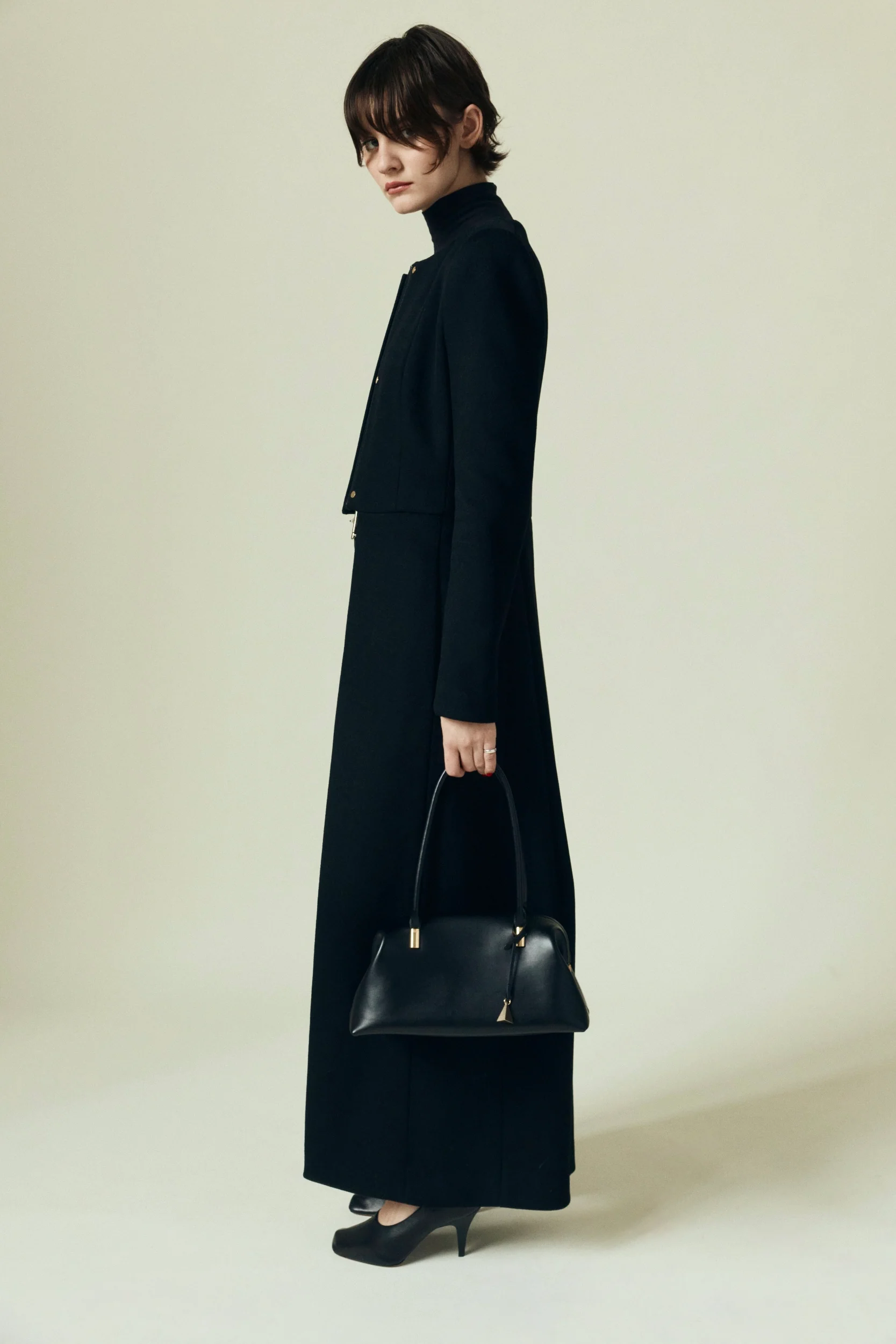 Medium Black Club Bag - Image 13