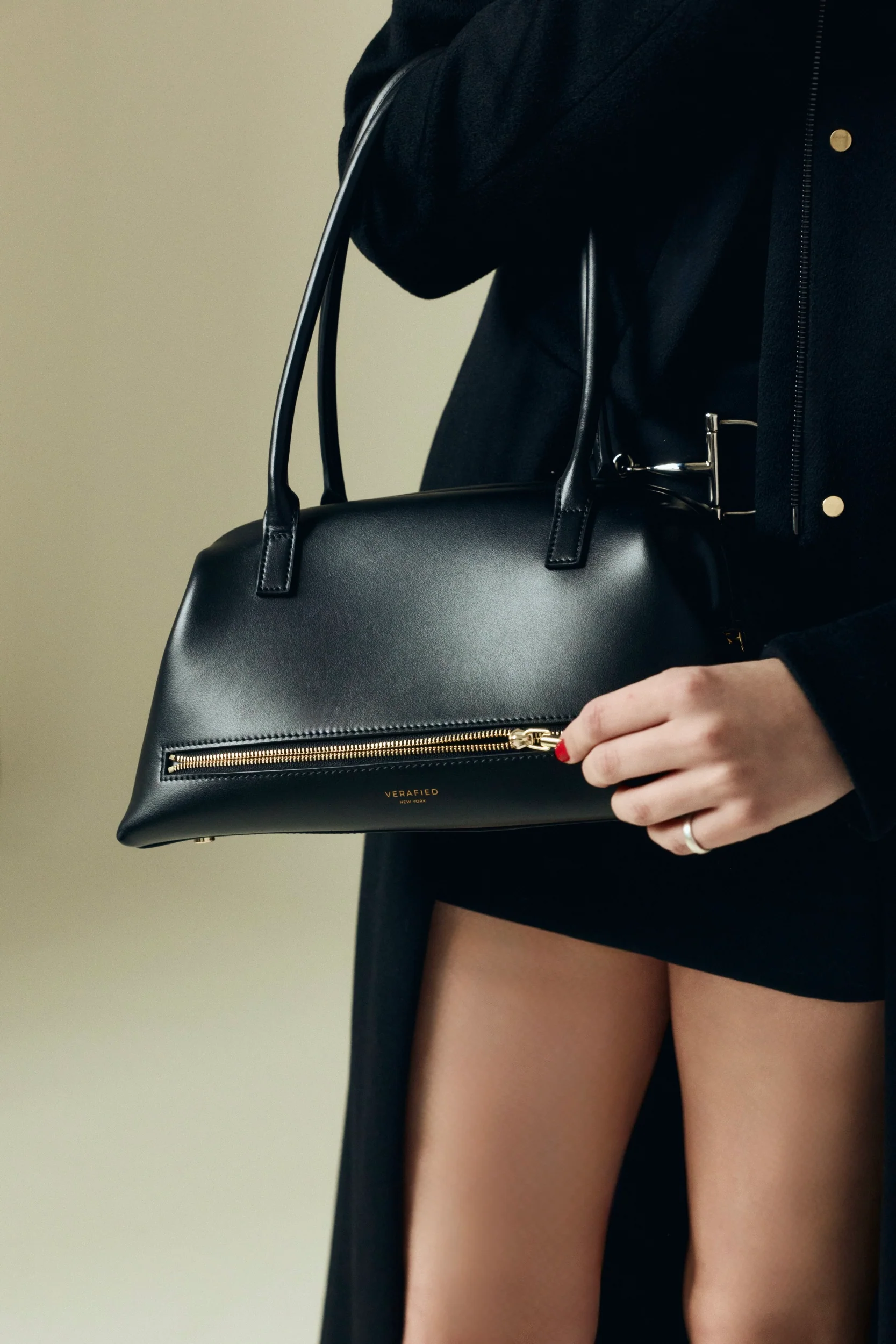 Medium Black Club Bag - Image 15