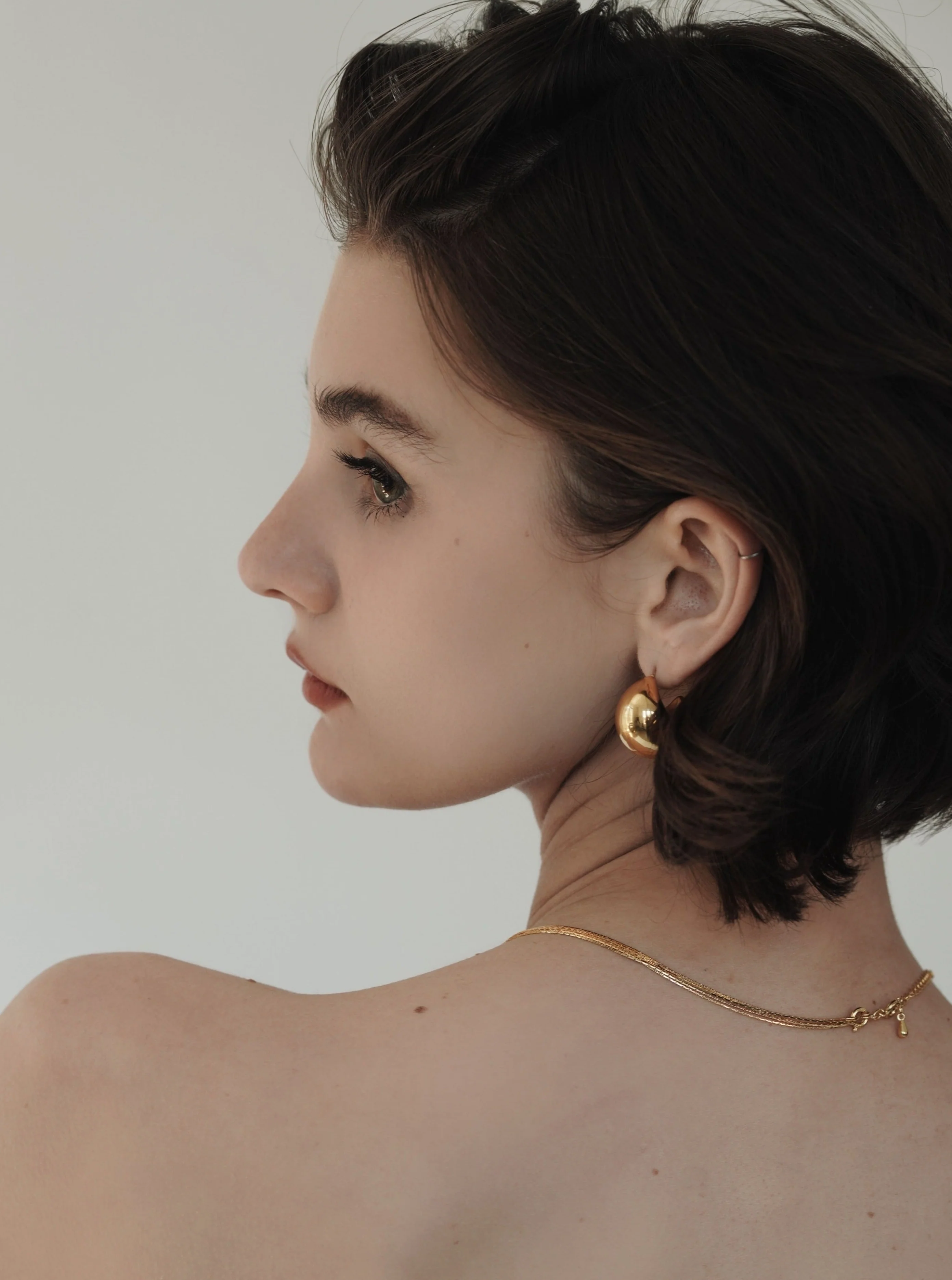 Minimal Layers Necklace - Image 5