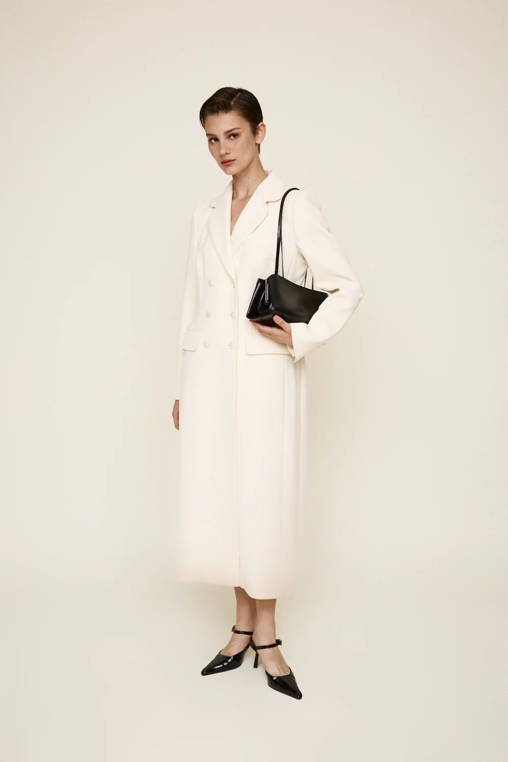 Silver Noir Éclair Bag - Image 13