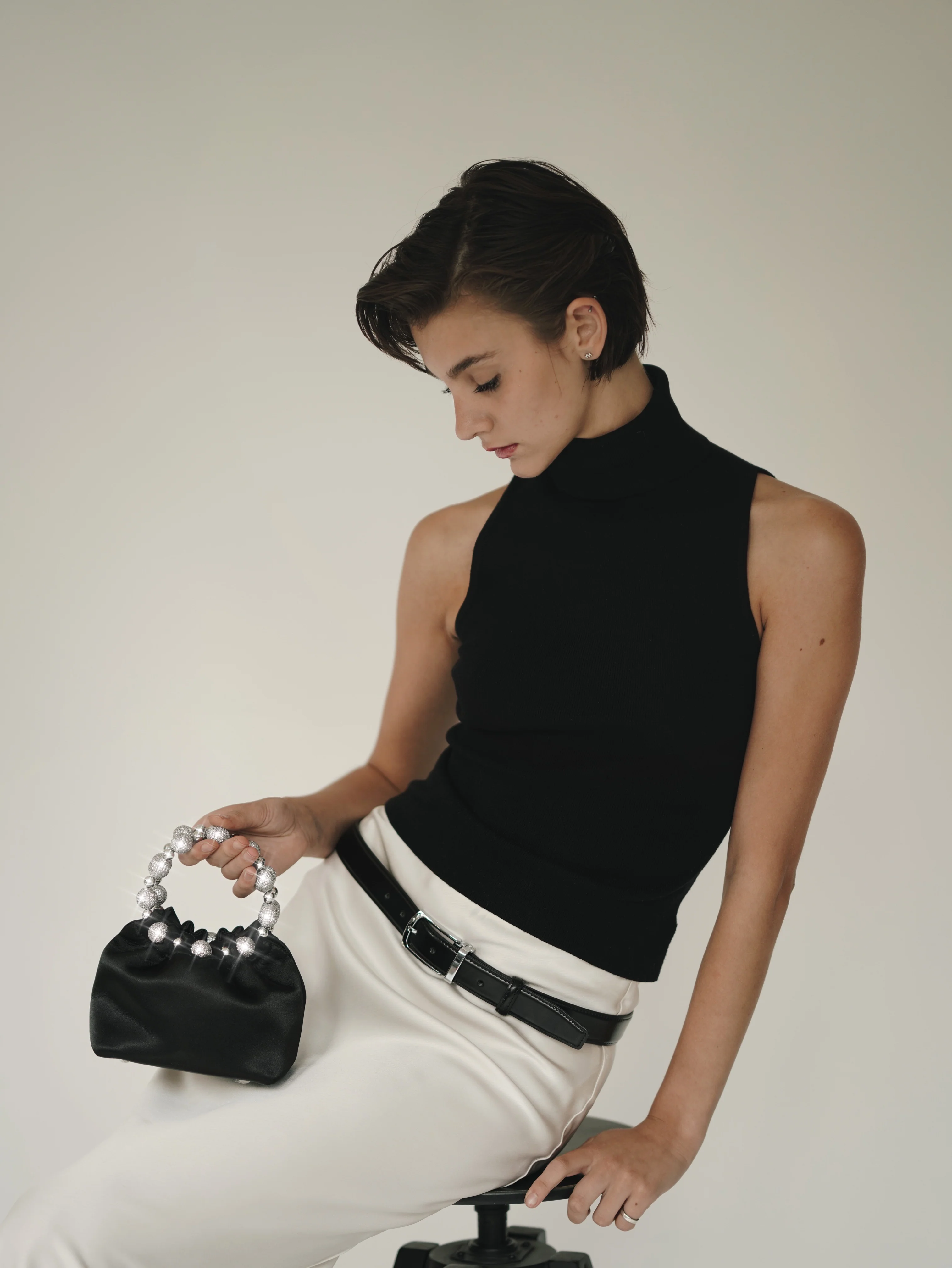 Black Diamond Handbag - Image 13