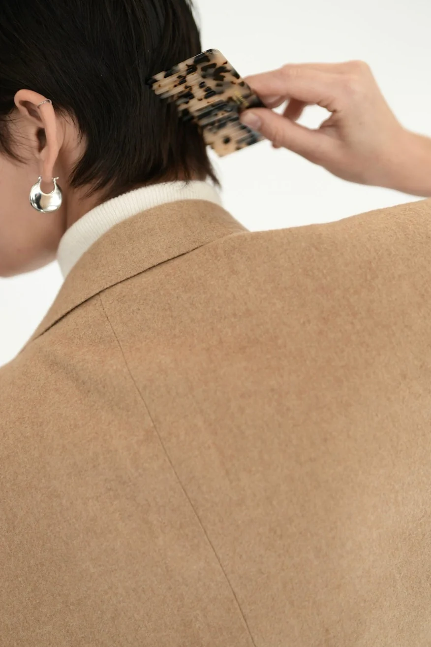 Espresso Hair Comb with Case - Image 6