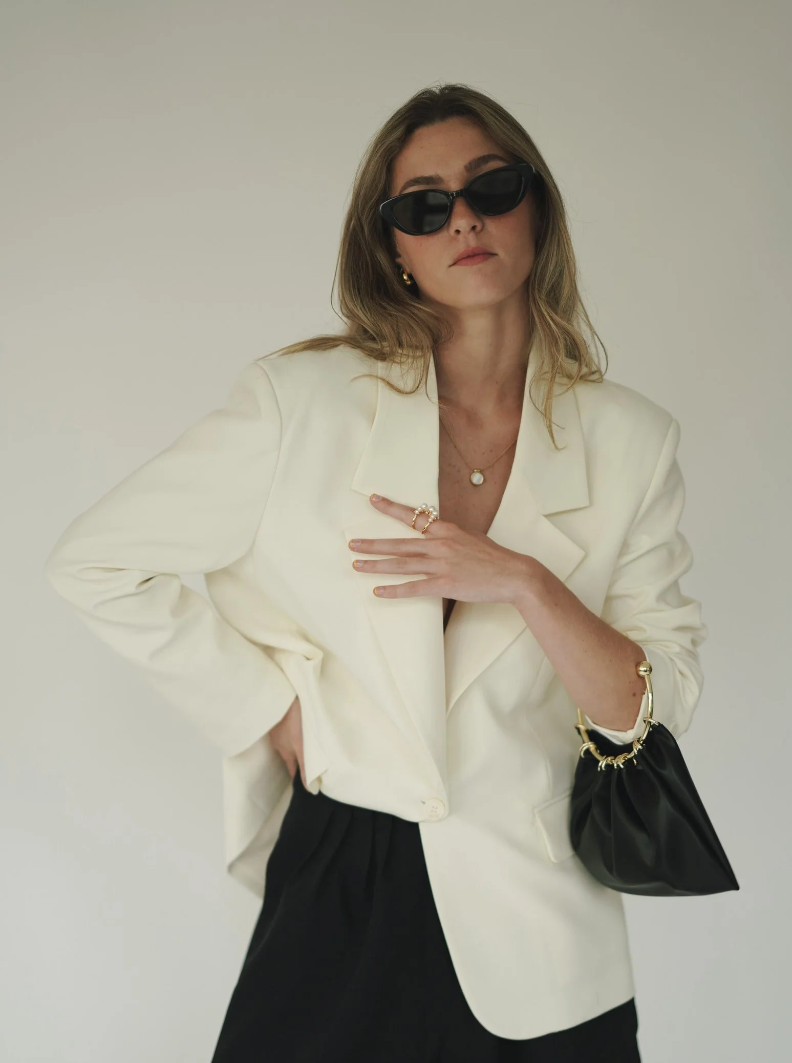 DOUBLE SIDED Pearl Necklace - Image 9